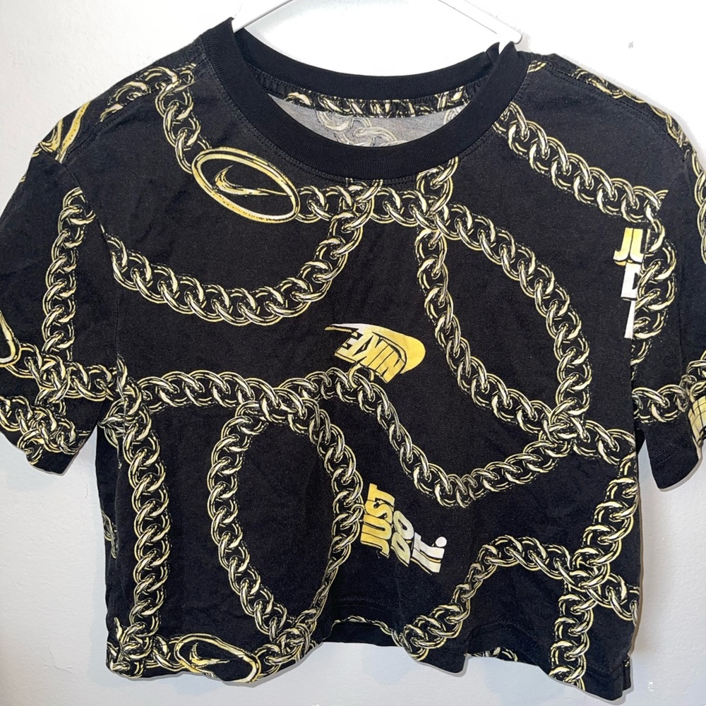 Nike Crop Top